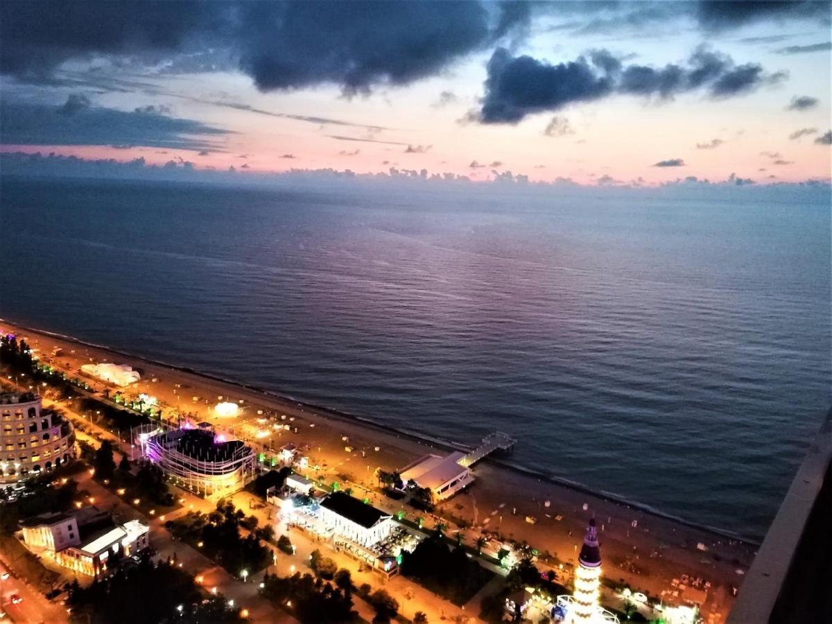 Orbi City Sun Tower 43 Floor Batumi Exterior foto